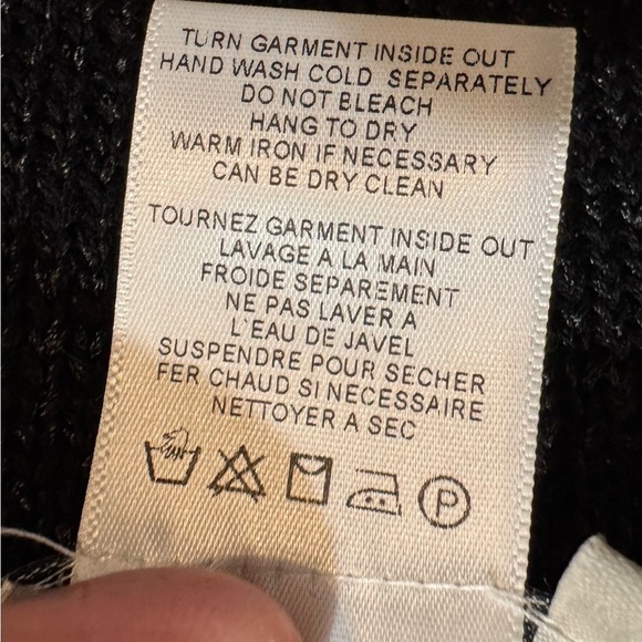 À La Carte's Versatile Black Cowl Neck Sweater size Medium - Picture 11 of 11